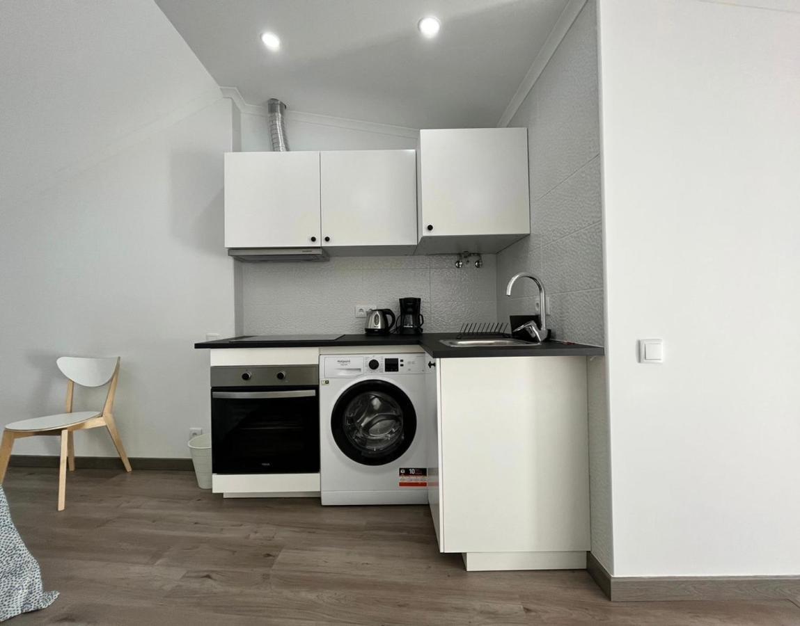 Lovely Central Apartments In Лиссабон Экстерьер фото